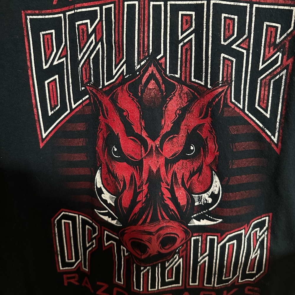 Arkansas Razorbacks Beware of the Hog Tshirt XL black College Sports - Picture 2 of 4